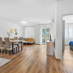 Apartman Neea, Medulin